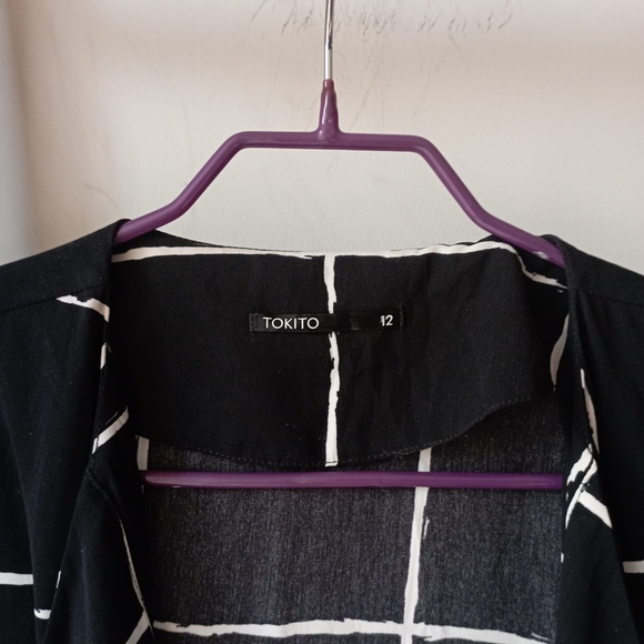 Black and White Jacket - Picture 3 of 14